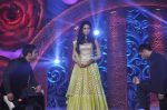 Mallika Sherawat at the grand finale of The Bachelorette in Filmcity, Mumbai on 5th Nov 2013